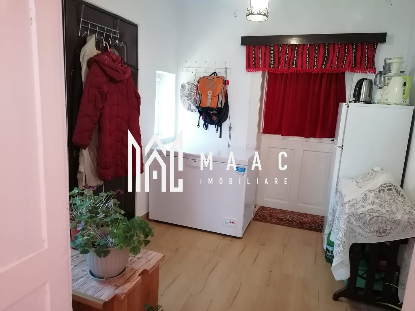 Casa individuala | Teren 868 MP | 2 bai | Pivnita | Arpasu - Poză 28