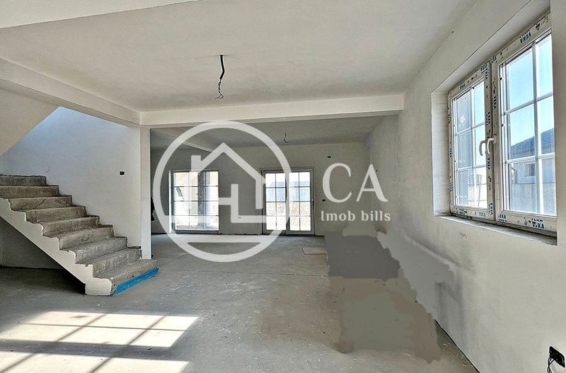 Casă de vânzare P+E cu 4 camere în zona Nufărul, Oradea - Poză 8