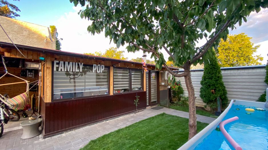 Descoperă Eleganța și Rafinamentul: Vila de Vis pe un lot generos - Poză 11