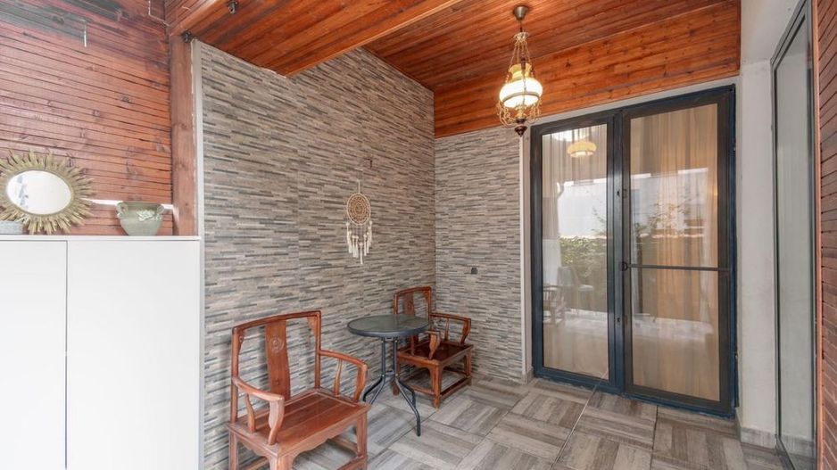 Apartament cu gradina si piscina interioara, Pipera Erou Iancu Nicolae - Poză 6