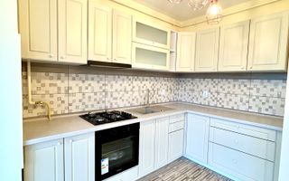 Apartament 3 camere, de vanzare  in Zona BMW / Floresti - Poză 1