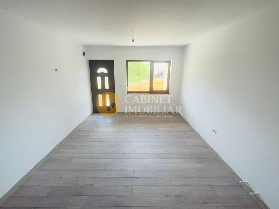 Casa individuala LA ASFALT - 3 camere - 410mp teren - toate utilitatile - Poză 7