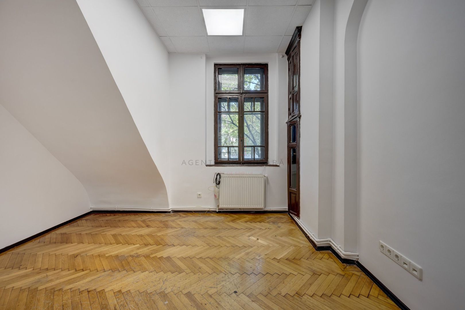 Inchiriere apartament 6 camere Calea Plevnei l parter l 176 mp - Poză 9