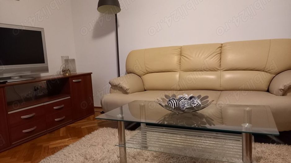 APARTAMENT  COCHET PIATA ROMANA-METROU - Poză 2