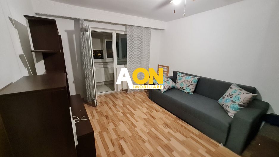 Apartament 2 camere, Etaj Intermediar,  Zona Parc Cetate - Poză 1