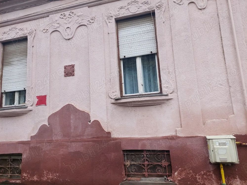 Vânzare casă ultracentral - Poză 1