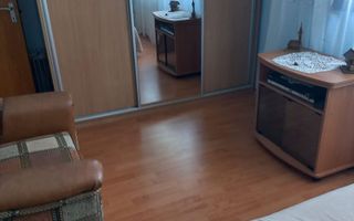 Apartament 3 camere, bloc 4 etaje, Berceni, 67mp - Poză 3