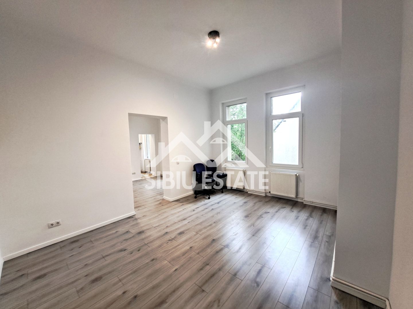 Birouri de inchiriat, confort optimizat, Sibiu central - Poză 7