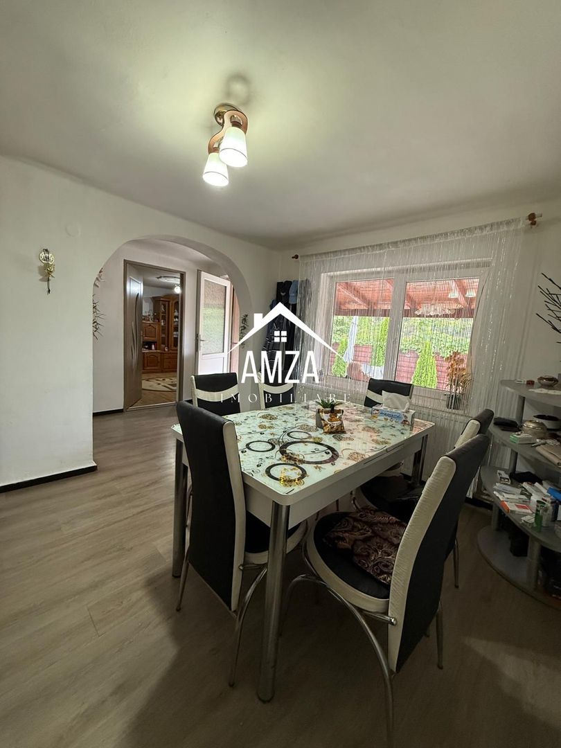 Casă de vânzare în Rășinari - Poză 11