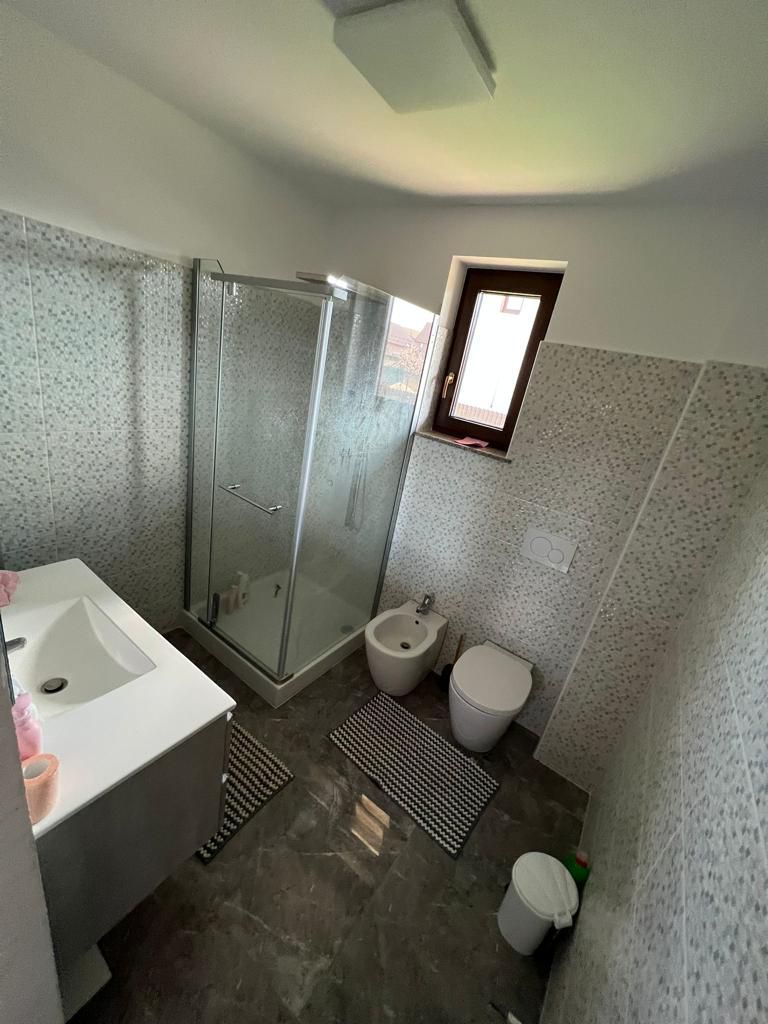 CASĂ INDIVIDUALĂ P+M, teren aferent 500 mp, zona SATU NOU - MUNTENI de SUS; - Poză 6