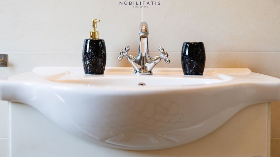 Casa Superba cu Garaj | 4 dormitoare | Langa Padure & Lac | - Poză 37