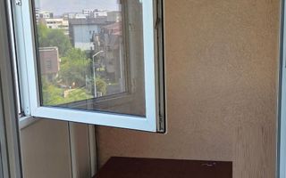 Garsoniera decomandata. Zona Aurel Persu. Cu Centrala proprie. An 2012. - Poză 3