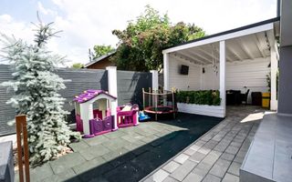 Casa tip duplex de vanzare pe strada Podisului, zona Platoul Insorit, Iasi - Poză 2
