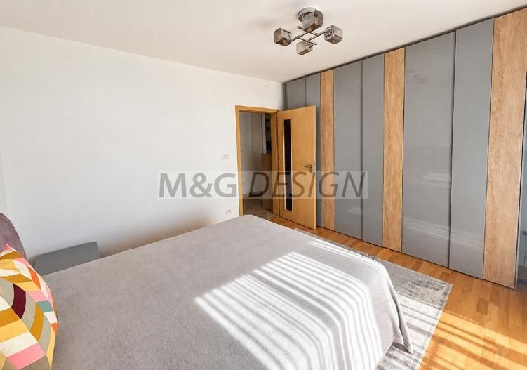 Apartament  3 camere zona Aradului  2 băi, 2 balcoane - Poză 5