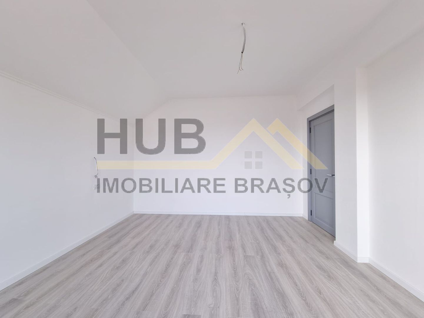 De Vanzare Casa Sanpetru | Teren 468mp | Intabulata | 10 min de Coresi Mall - Poză 13