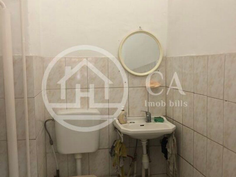 Spatiu comercial de vanzare in zona Rogerius - Poză 2