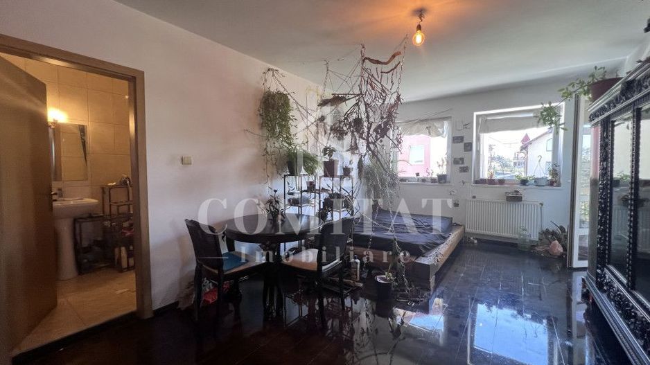 Apartament 2 camere, balcon și parcare | zona Andrei Mureșanu - Poză 1