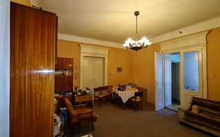 Apartament spațios la casă , 3 camere, zona Piața Cibin - Poză 12
