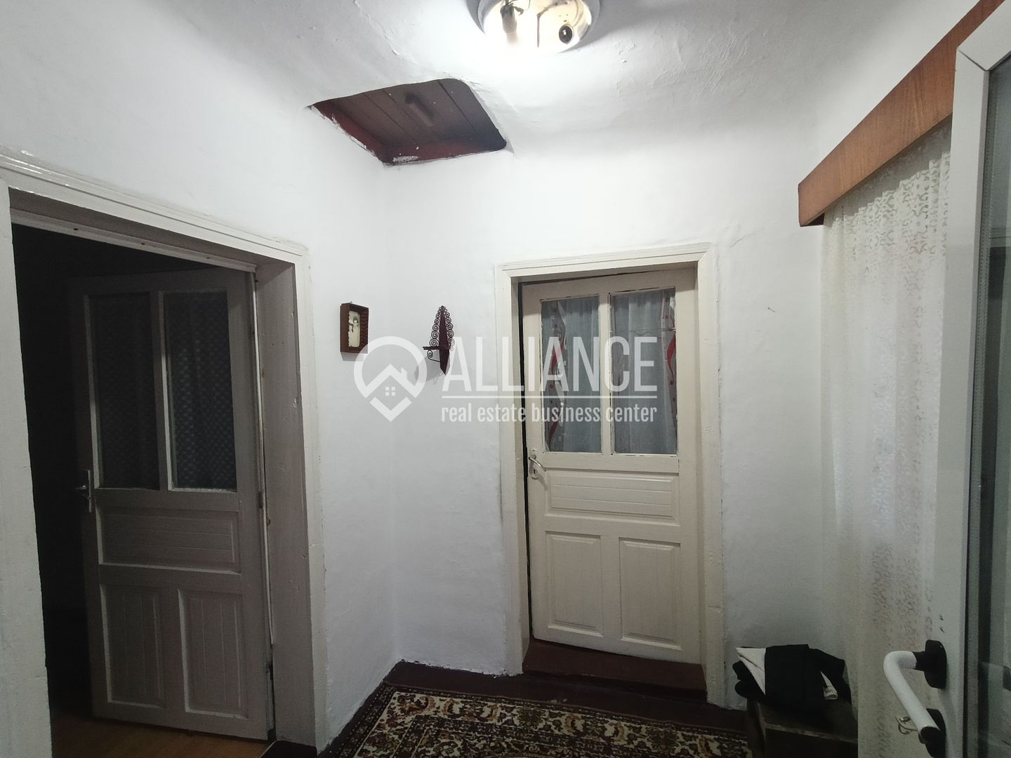 CUMPANA ( cod02) - Casa batraneasca 5 camere cu teren 491 mp - Poză 10