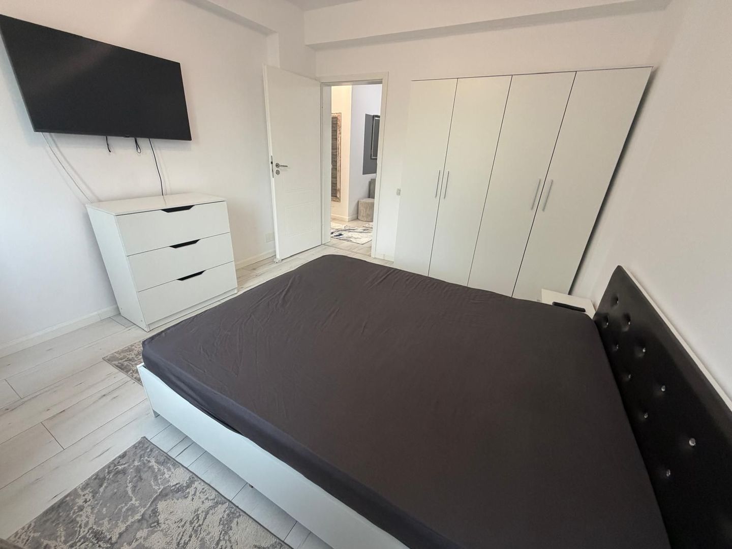 AP. 3 CAMERE- PARCARE INCLUSA, CENTRALA PROPRIE, BLOC NOU, METROU - Poză 4