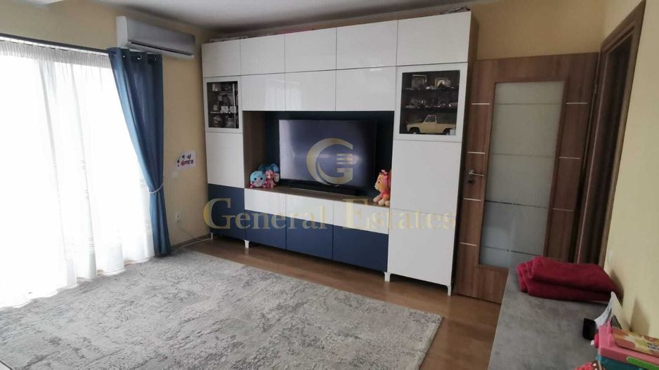 Apartament 2 camere Sanpetru cu parcare inclusă - Poză 1