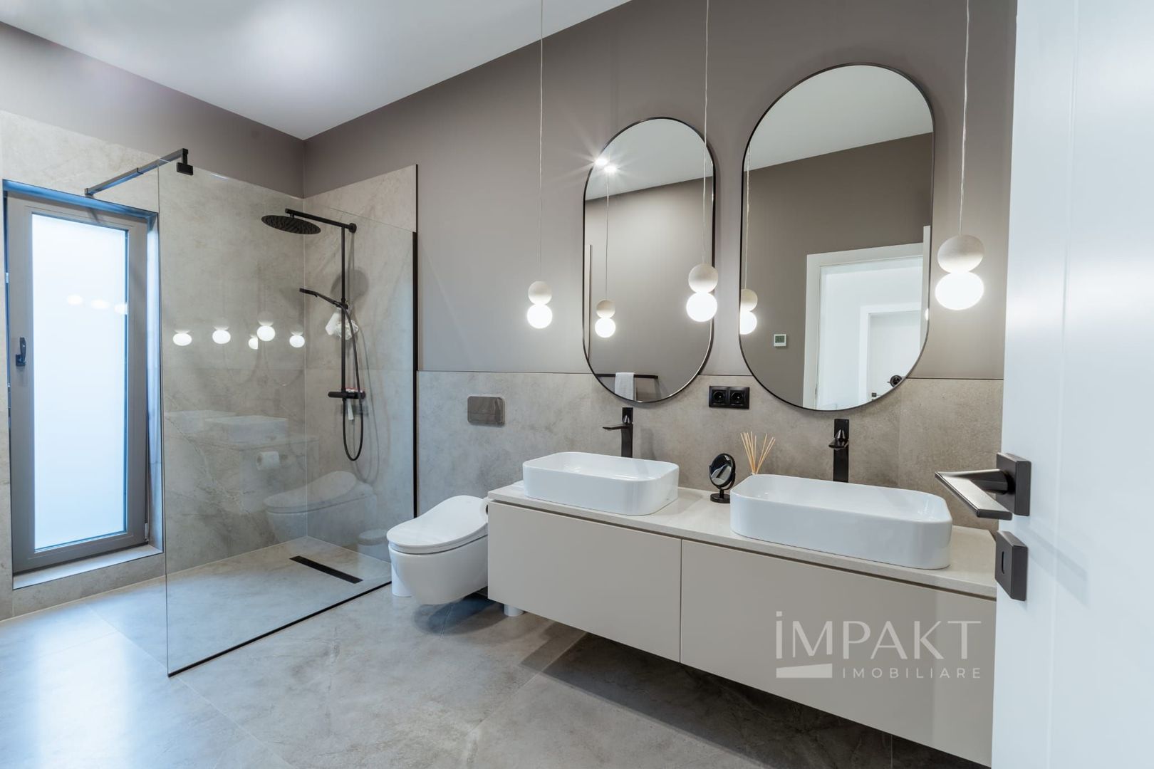 Vila superba Feleacu cu teren de 1700 m2 - Poză 15