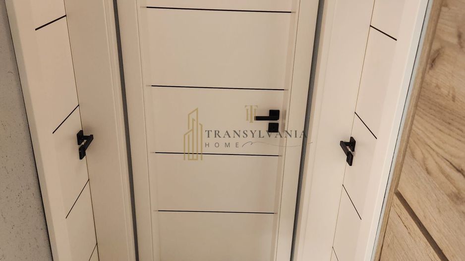 🏡 Apartament 3 camere la etaj intermediar, Zona Calea Surii Mici - Poză 7