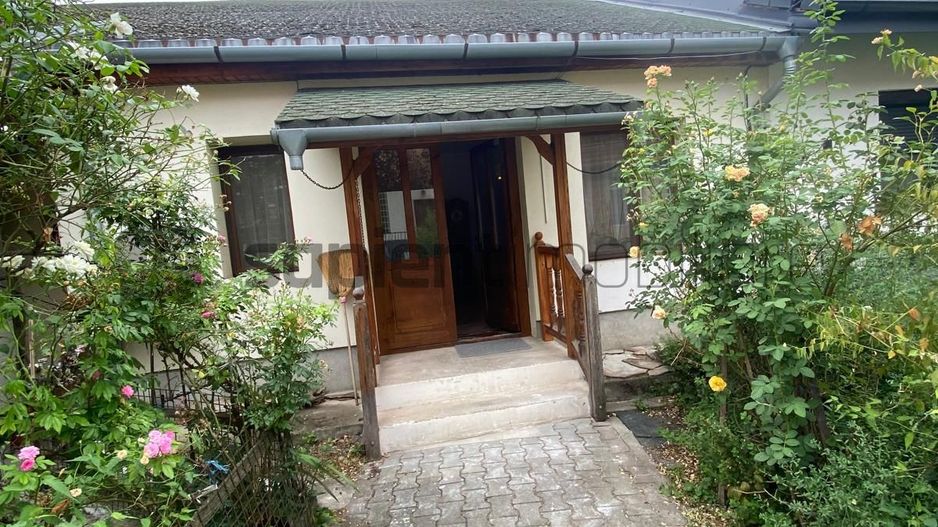 Apartament la casa ultracentral - str. Mihai  Eminescu - Poză 3