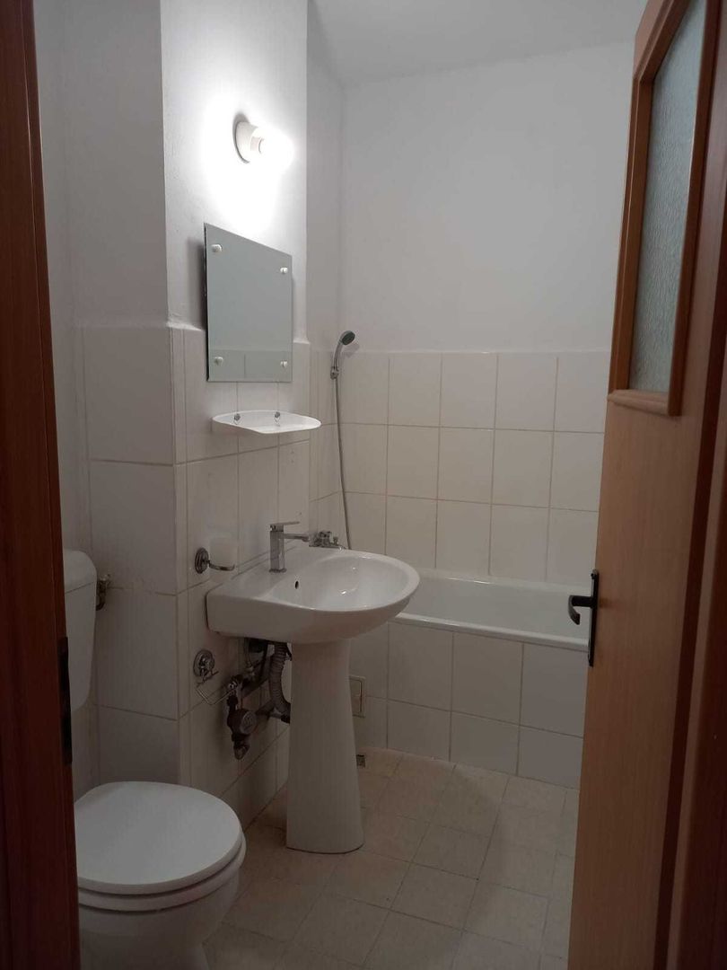 Garsoniera ANL Brâncuși lângă Centrul medical Brâncuși 42mp Etaj1/4 - Poză 5