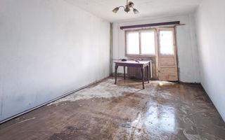 Garsonieră 31 mp + balcon | Etaj 3/10 | Ideal investiție / renovare - Poză 2