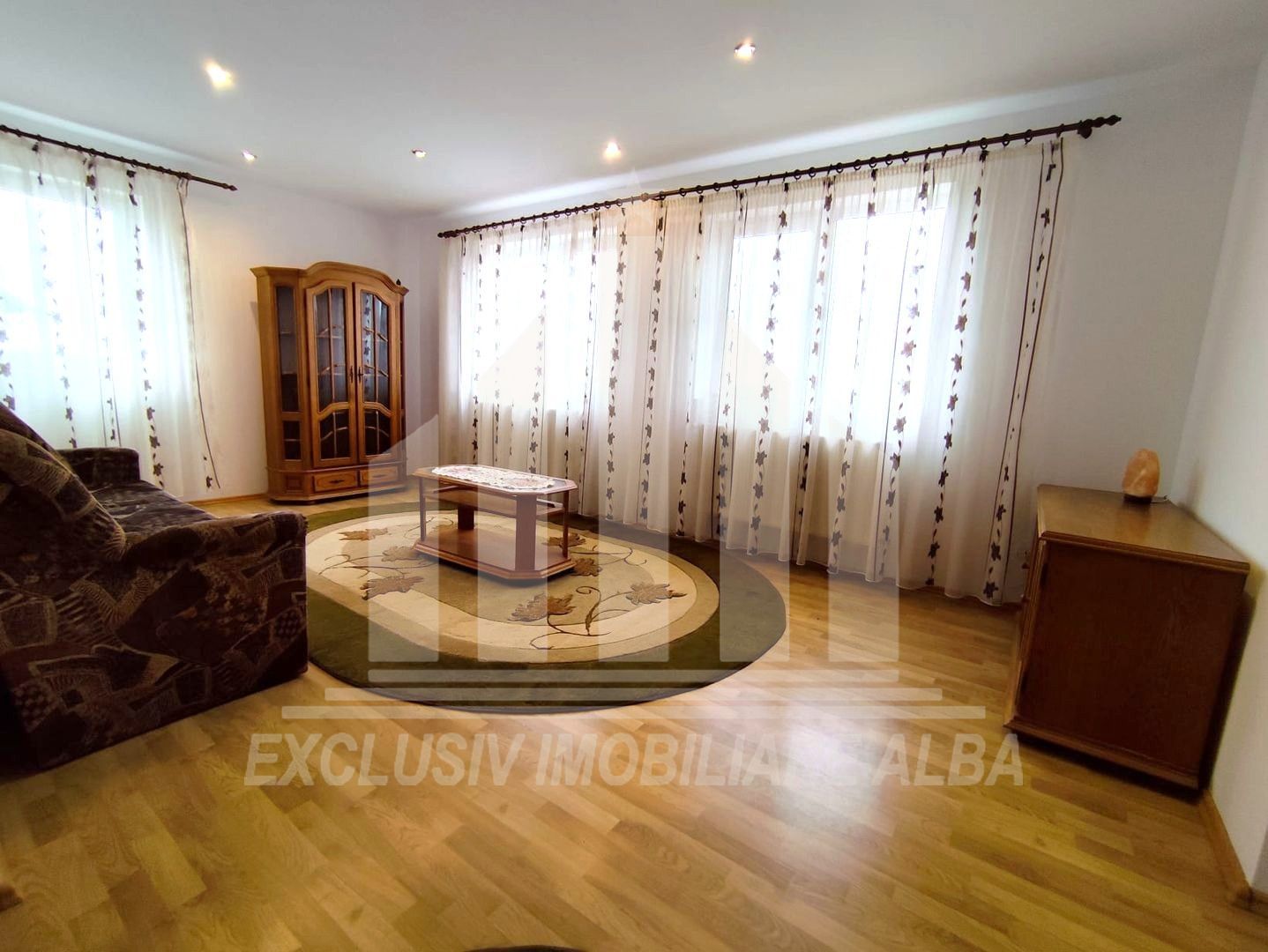 Apartament 3 camere | 124 mp | Scara interioara | Garaj | Alba-Micesti - Poză 1