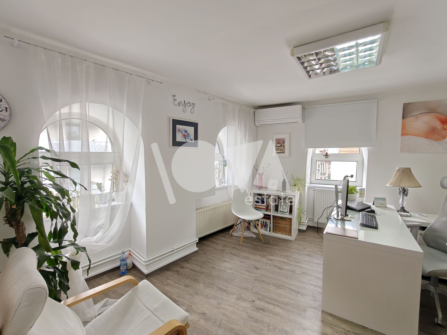 De vânzare - apartament 200 mp utili - Sf. Voievozi - Victoriei - Poză 1