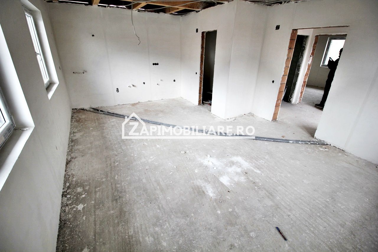Casa 3 camere, 85mp, 430mp teren, garg,pavaj,0% comision - Poză 5