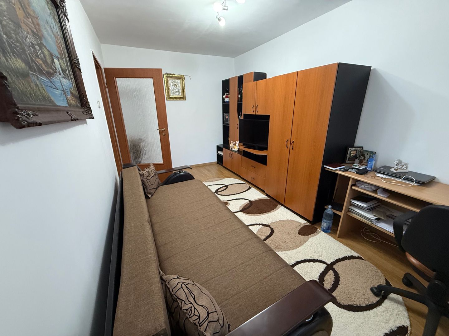 Buziasului-AEM | 2 Camere | Centrala proprie | Mobilat - Poză 8