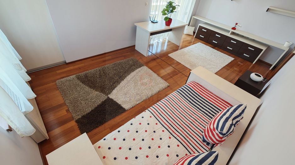 Casa spatioasa. Pretabil si pt. clinica, invatamant, camin varstnici. - Poză 8