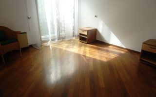 APARTAMENT SPATIOS DE 3 CAMERE LA INCHIRIERII IN ZONA PRIMAVERII - Poză 5