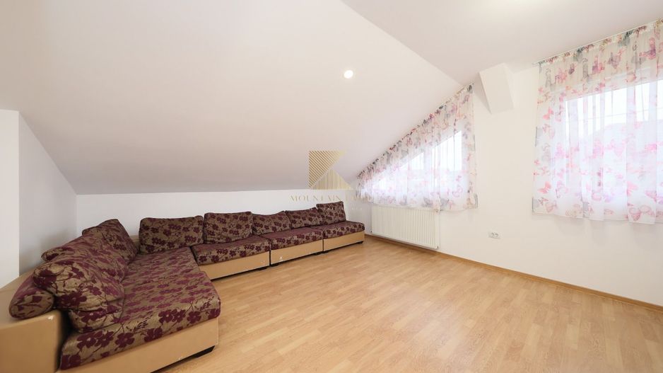 Proprietate mixtă cu spațiu comercial și locuință, Cristian - Poză 10