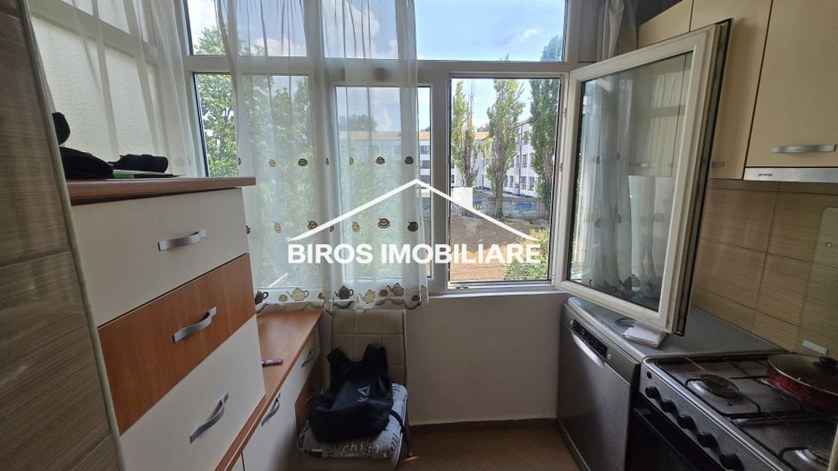 2 camere de închiriat – Valea Roșie - Poză 4