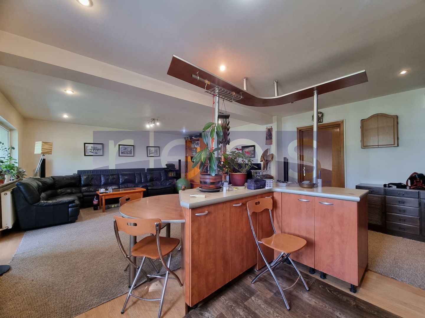 VANZARE 4 CAMERE | DECOMANDAT | PIATA ALBA IULIA - Poză 3