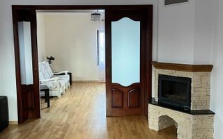 Casa , P+1+teren, 420 mp,situata in Broscauti ,pret 125000 Euro - Poză 7