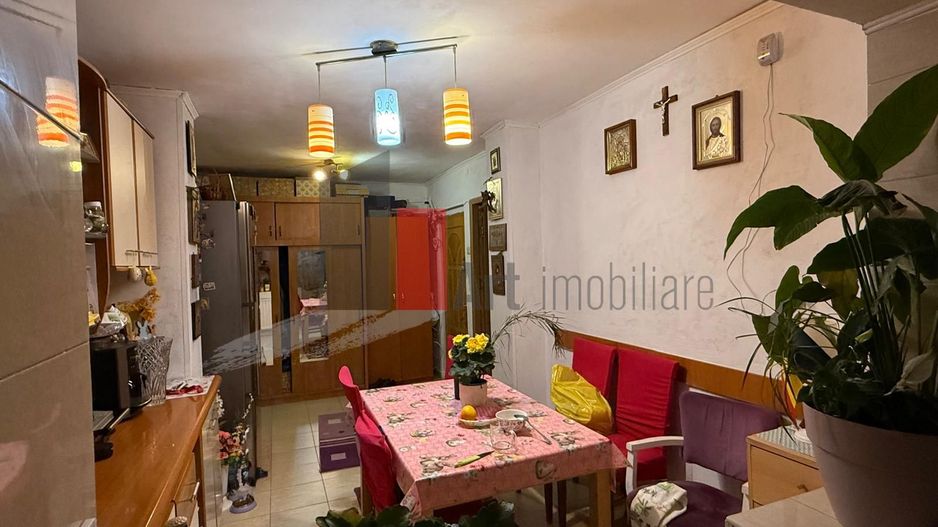 Apartament cu 3 camere de vanzare-Rahova-Dunavat-Salaj - Poză 6