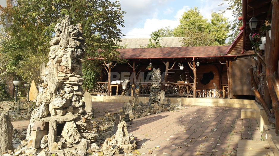 Restaurant pe prima linie Centru Mereni - Poză 3