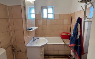🏠Apartament 3 camere,  85mp, et.1/4 Decomandat [Targu Cucu] - Poză 7