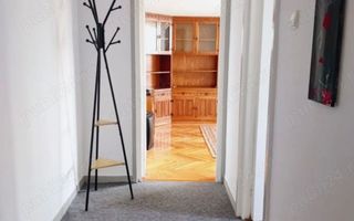 🎓 Apartament ideal pentru studenți UMFST – 3 camere, Str. Făget, Târg - Poză 2