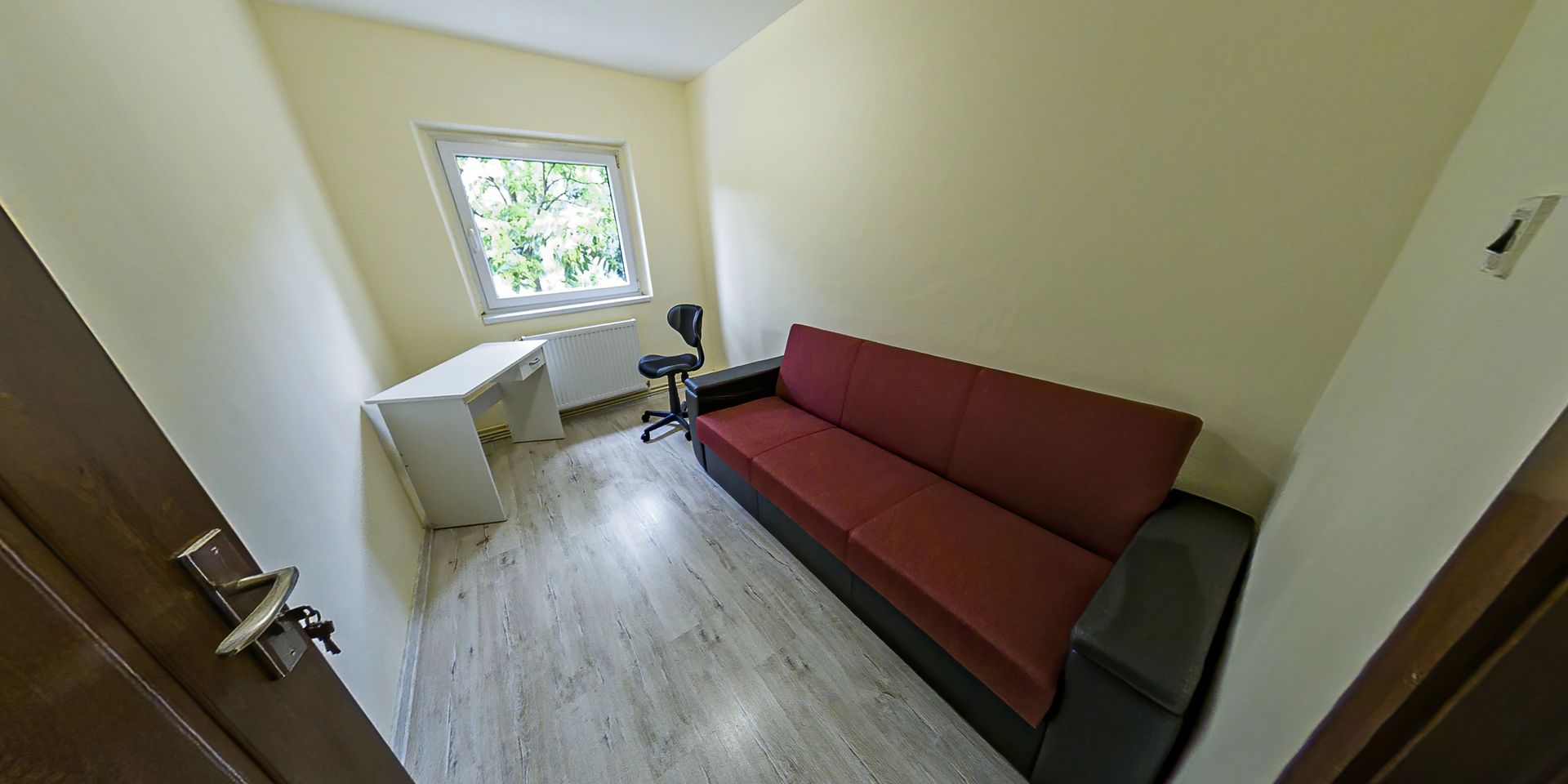 Apartament 3 camere, decomandat, Girocului, 380 euro! - Poză 4