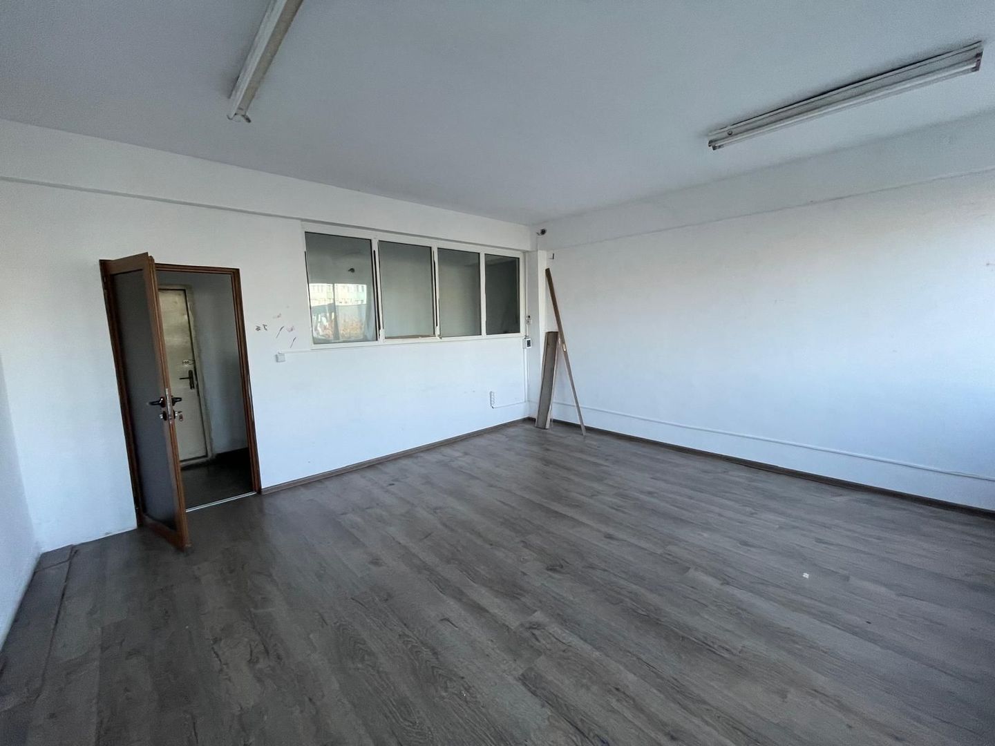 Spatiu de birouri I Bulevardul Muncii I Finisat I 29 mp - Poză 3