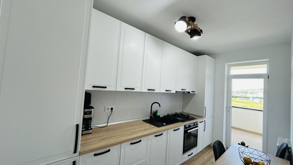 Apartament de vanzare, bloc nou, cu lift, bucatarie separata, dressing - Poză 9