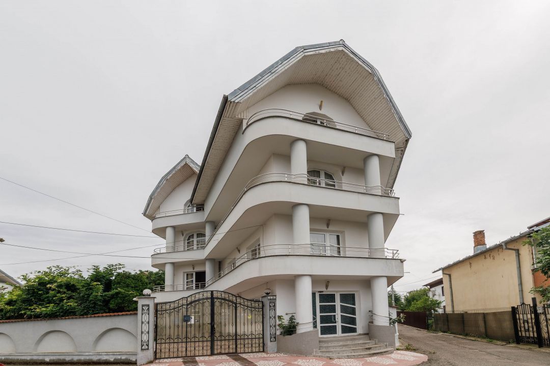 De inchiriat CASA spatioasa si curte proprie Gavana -Alunului - Poză 1