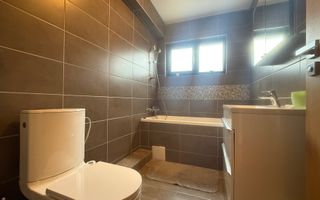 Casa tip duplex cu 4 camere la cheie in cartierul Europa - Poză 10