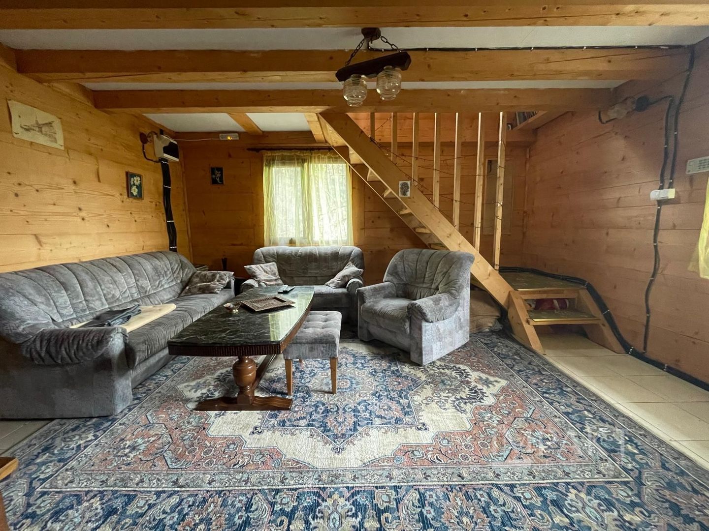 Cabana din lemn cu panorama superba asupra Florestiului - Poză 3